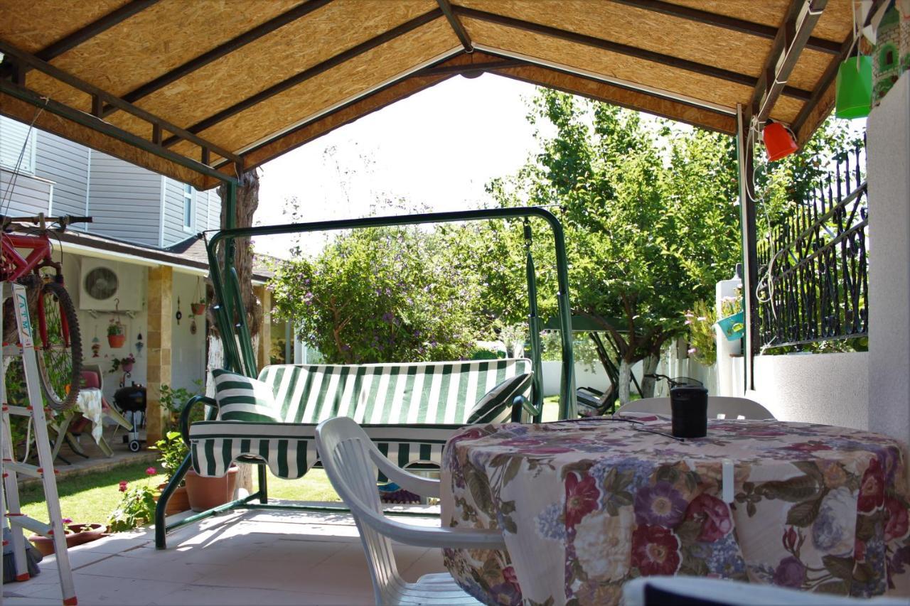 Villa Inci Çeşme Luaran gambar